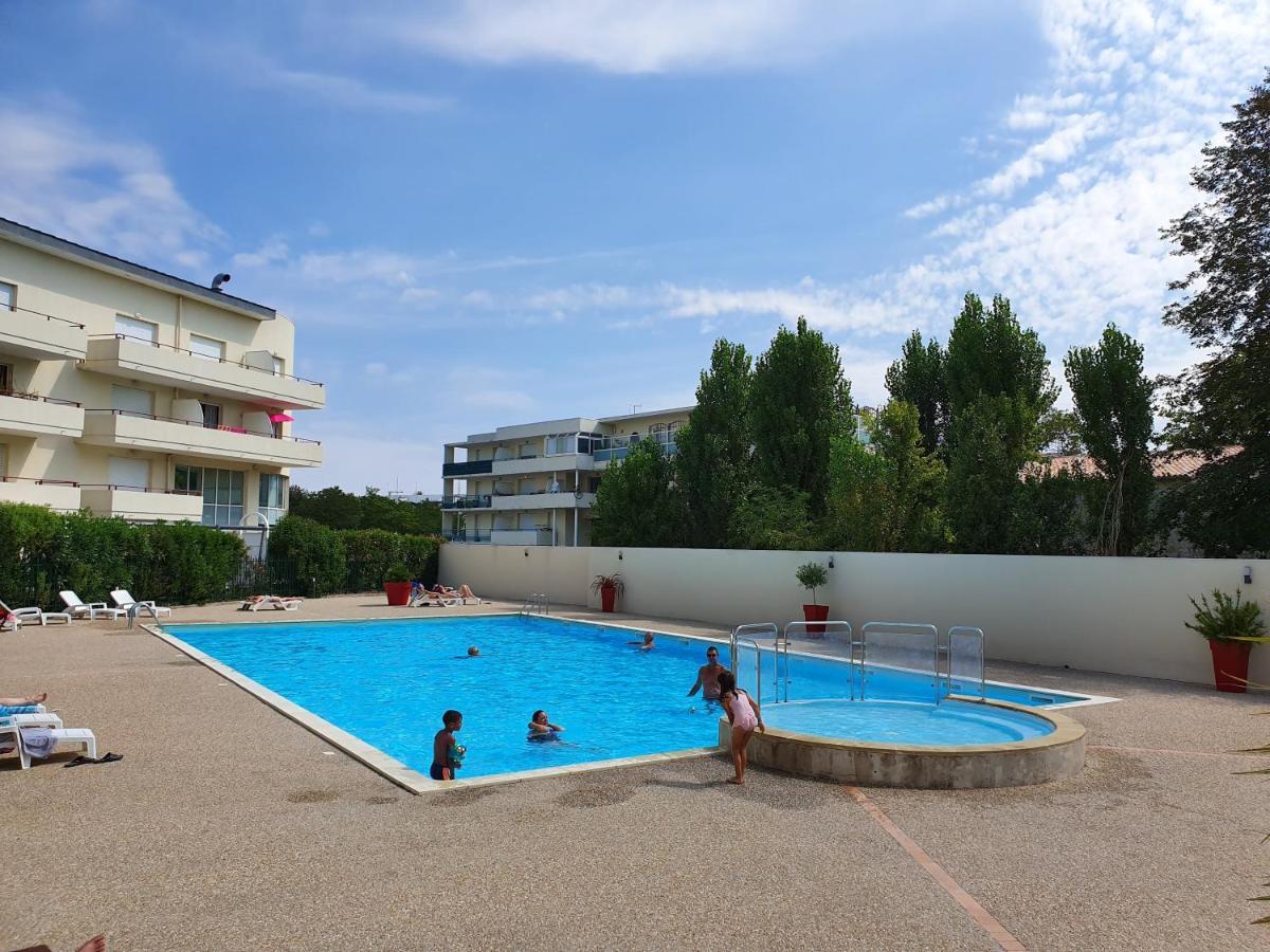 Le Cosy Des Minimes Apartamento La Rochelle  Exterior foto